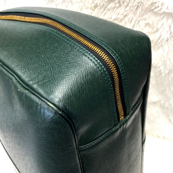 LOUIS VUITTON  HELANGA TAIGA GRN  BI 0944 ‼️FINAL SALE‼️ - Picture 2 of 10